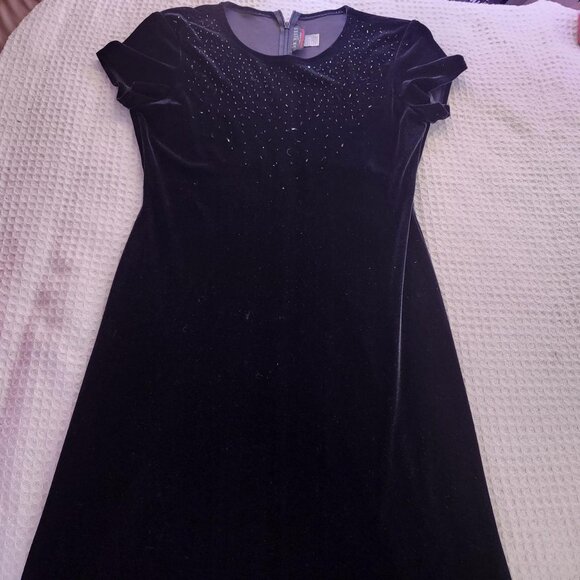 by Caliendo Black Velvet - Picture 1 of 12